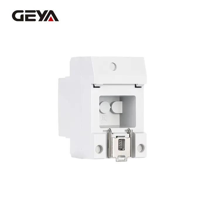 GEYA – prise de courant modulaire sur Rail Din EU