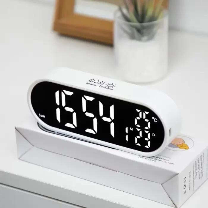 Réveil numérique température Date semaine 2 alarmes Mode nuit Snooze 12/24H Anti-déruption commande vocale LED Rechargeable miroir horloge