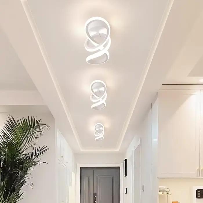 Plafonniers LED modernes pour couloir