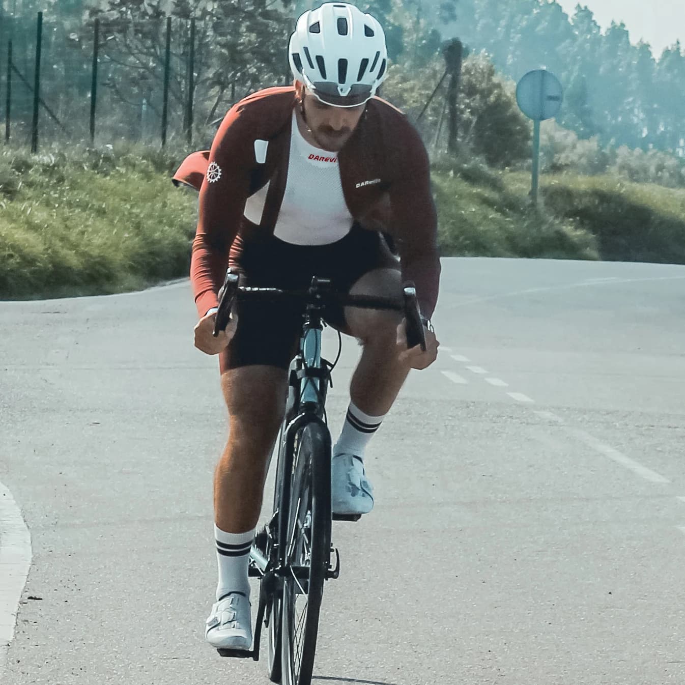 DAREVIE maillot de cyclisme sans couture Compression serré maillot de cyclisme pour hommes respirant