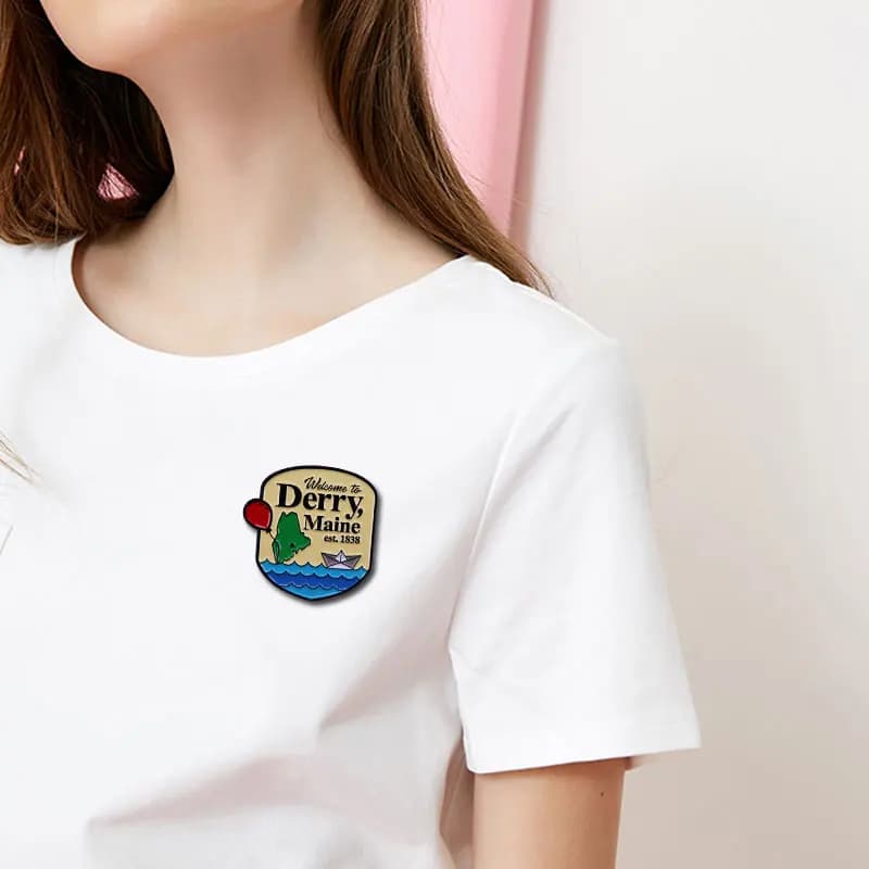 Enseigne de film en émail, badge pin, bienvenue à Derry, mine, Pennywise IT