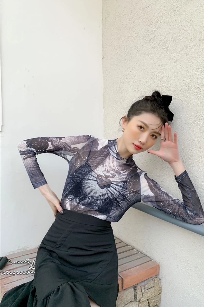 CHEERART Goth maille haut femmes tendance mode graphique t-shirts à manches longues col roulé voir à