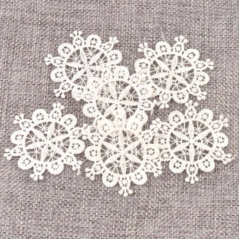 Garniture en maille avec appliques en dentelle blanche, fleur pour coudre sur tissu Guipure, fournit