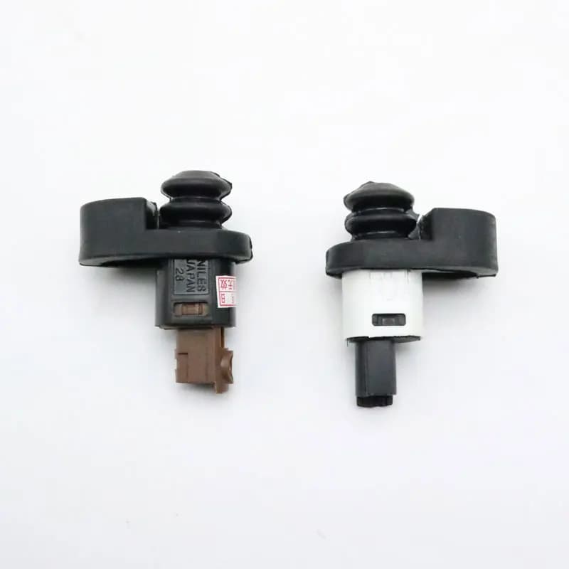 Interrupteur d'ouverture de porte automatique à une broche, pour Nissan Patrol GU GQ Y60 Y61 Paladin