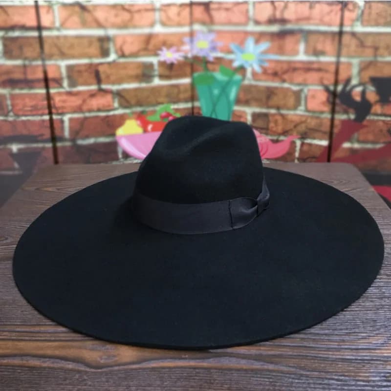 Grand chapeau en feutre de laine à bord large pour femme, chapeau Trilby chic, robe d'église, Fedora