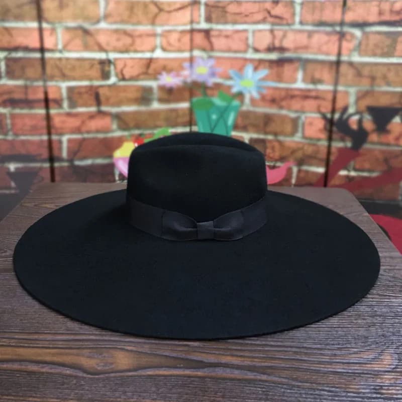 Grand chapeau en feutre de laine à bord large pour femme, chapeau Trilby chic, robe d'église, Fedora