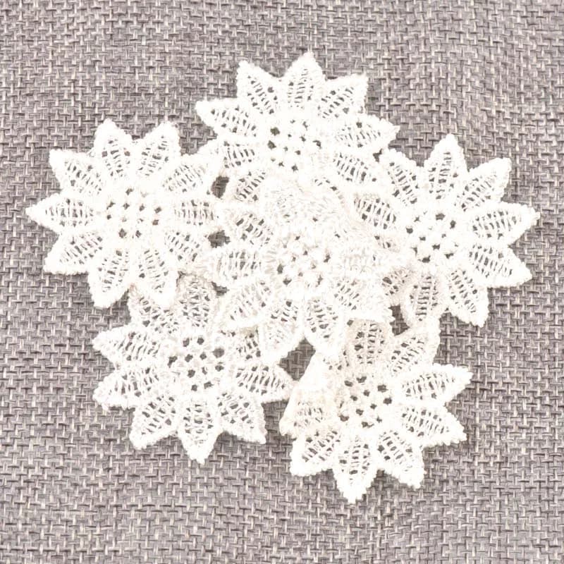 Garniture en maille avec appliques en dentelle blanche, fleur pour coudre sur tissu Guipure, fournit