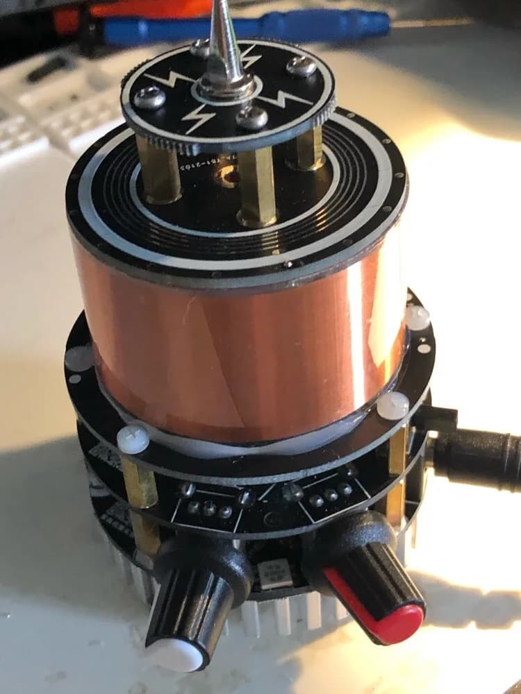 Foudre artificielle tactile, Mini musique, Double classe E, bobine Tesla solide, outil d'enseignemen