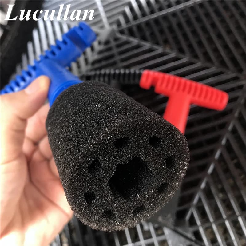 Lucullan Design Brosse de nettoyage de roue à écrou encastré en mousse avec poignée et éponge d'inse