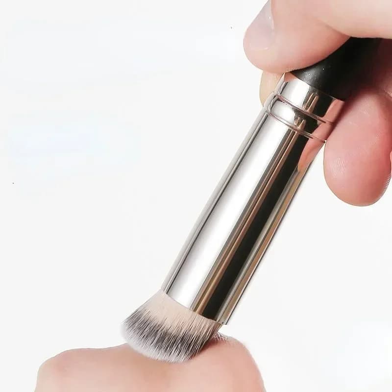 Pinceau correcteur de fond de teint, pinceaux de fard à joues de Contour Premium, impeccable sous le