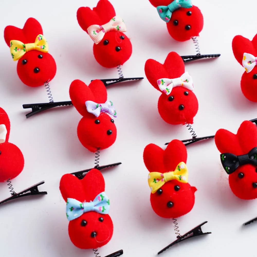 Épingle à cheveux en peluche 3D pour enfants, 50 pièces/lot, dessin animé drôle, petit canard jaune,
