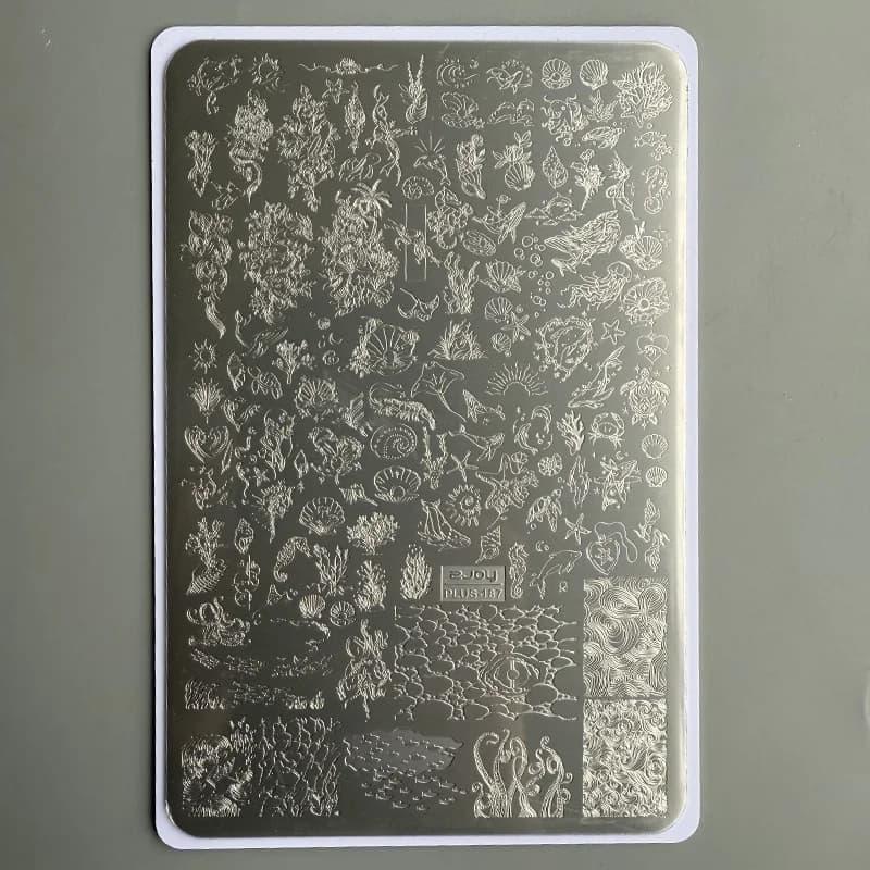 XMQ NAIL ART PLATES STAMPING PLATES D'IMAGE DE VENTES CAVÉES