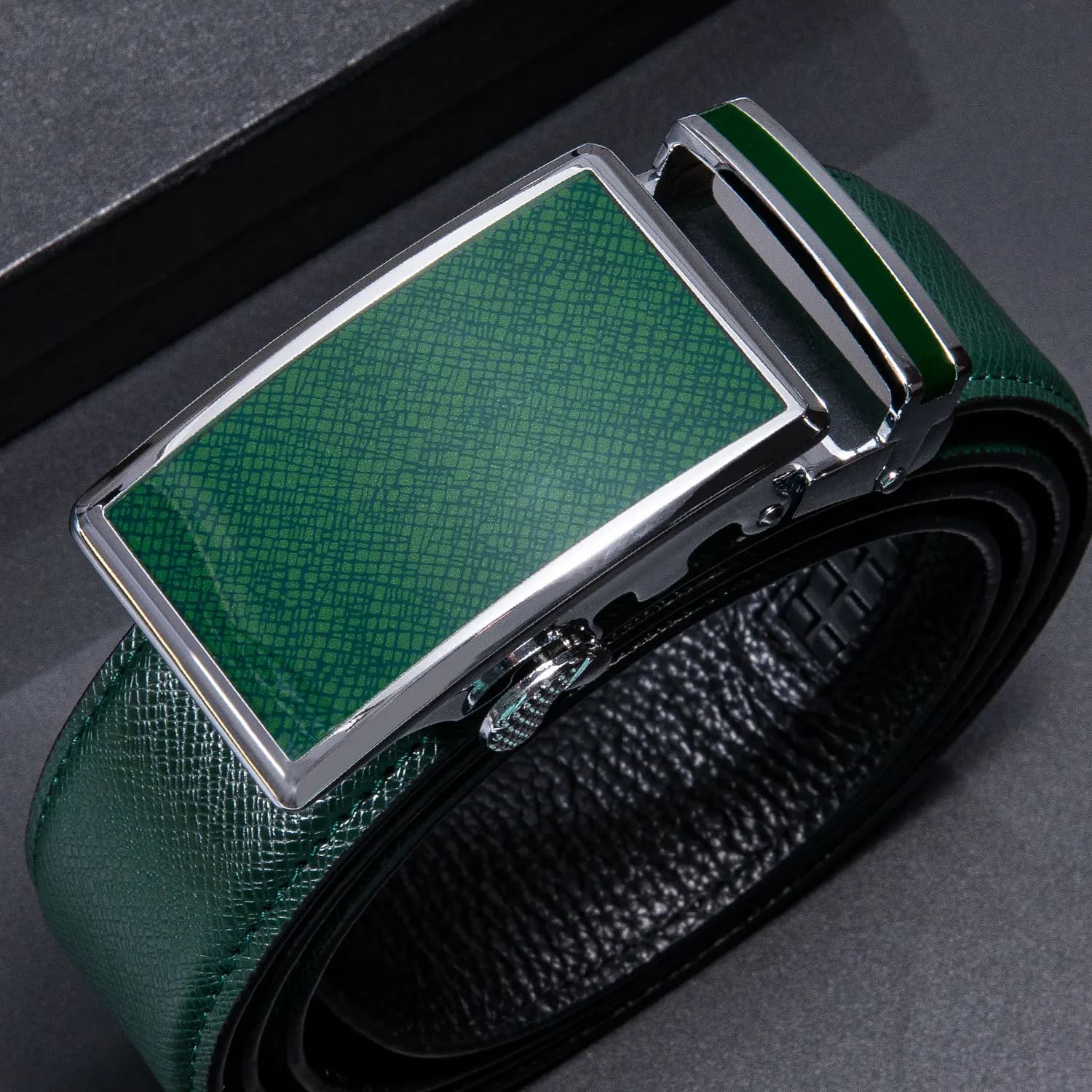 Ceintures de luxe en cuir vert pour hommes, de haute qualité, pour robe en jean, Cowboy, 50 sortes, 