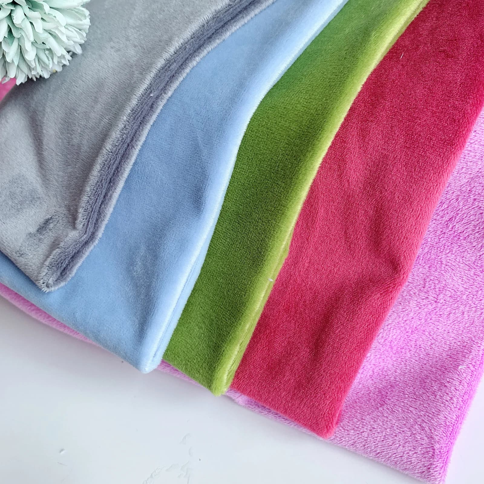 Tissu en peluche courte super douce, optique cristal, jouet en peluche au glouton, fait à la main, b