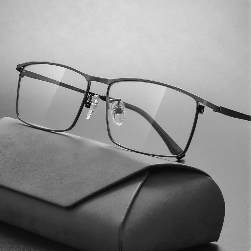 Monture de lunettes optiques pour hommes en alliage de titane ultraléger, électroplaqué IP, monture 