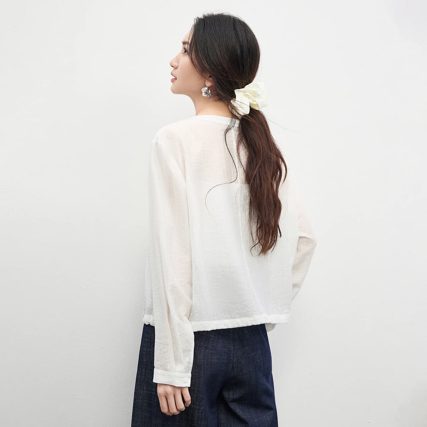 Chemisier surdimensionné en Lyocell SENTUBILA pour femme, collection Printemps-Été 2026, col rond, m