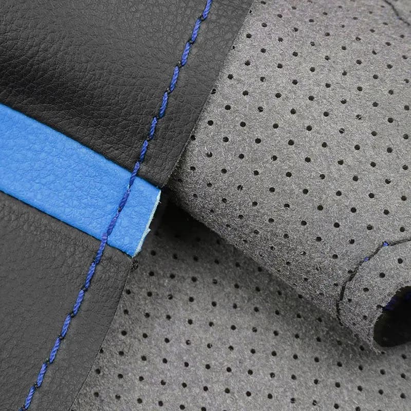 Juste de protection de volant de voiture en cuir perforé microcarence, garniture pour Chevrolet Niva