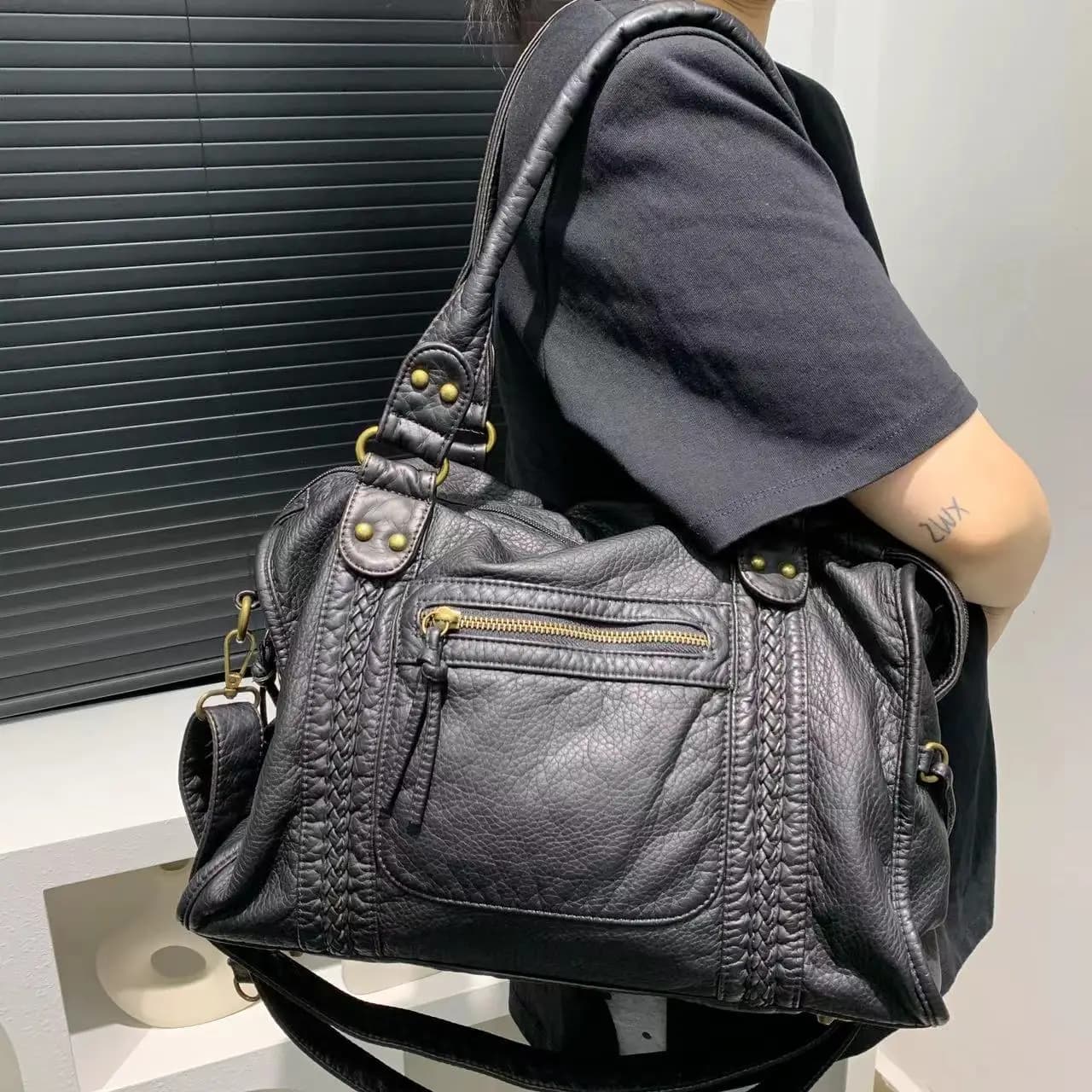 Y2K – sac à bandoulière asymétrique épaule dénudée pour fille épicée, sac de moto Vintage en cuir so