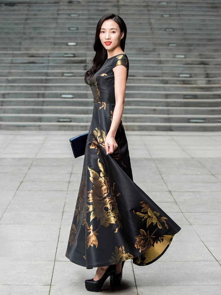 Robe Jacquard Vintage Élégante pour Femmes avec une Silhouette Maxi Évasée Cintrée à la Taille, Idéa