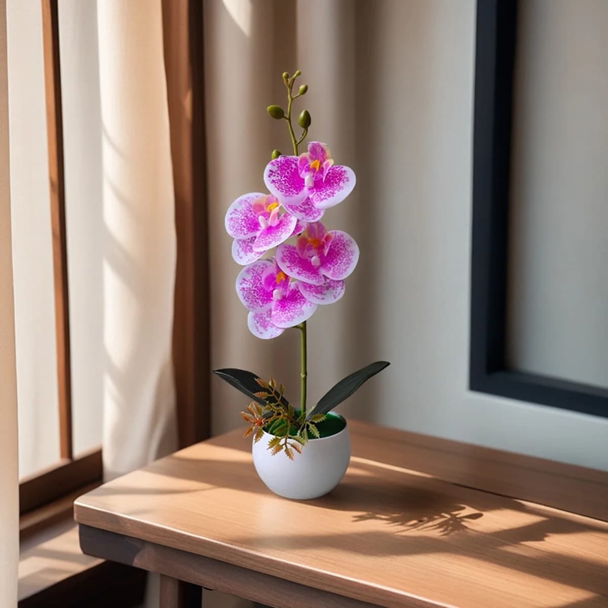 Plante en pot d'orchidée artificielle réaliste avec Pot en plastique pour la décoration de pièce maî
