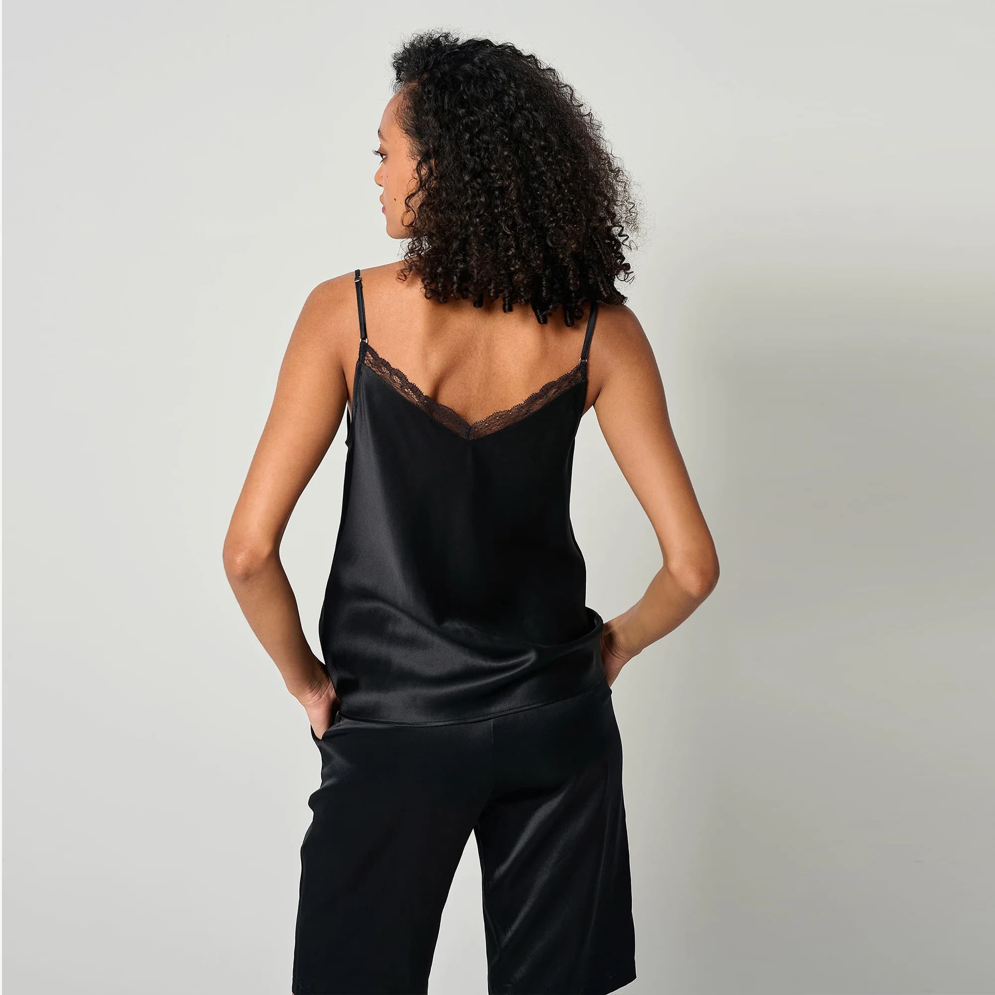 LILYSILK Camisole 2 en 1 en soie pour femme MIM Vest Top avec col en V en dentelle et fines bretelle