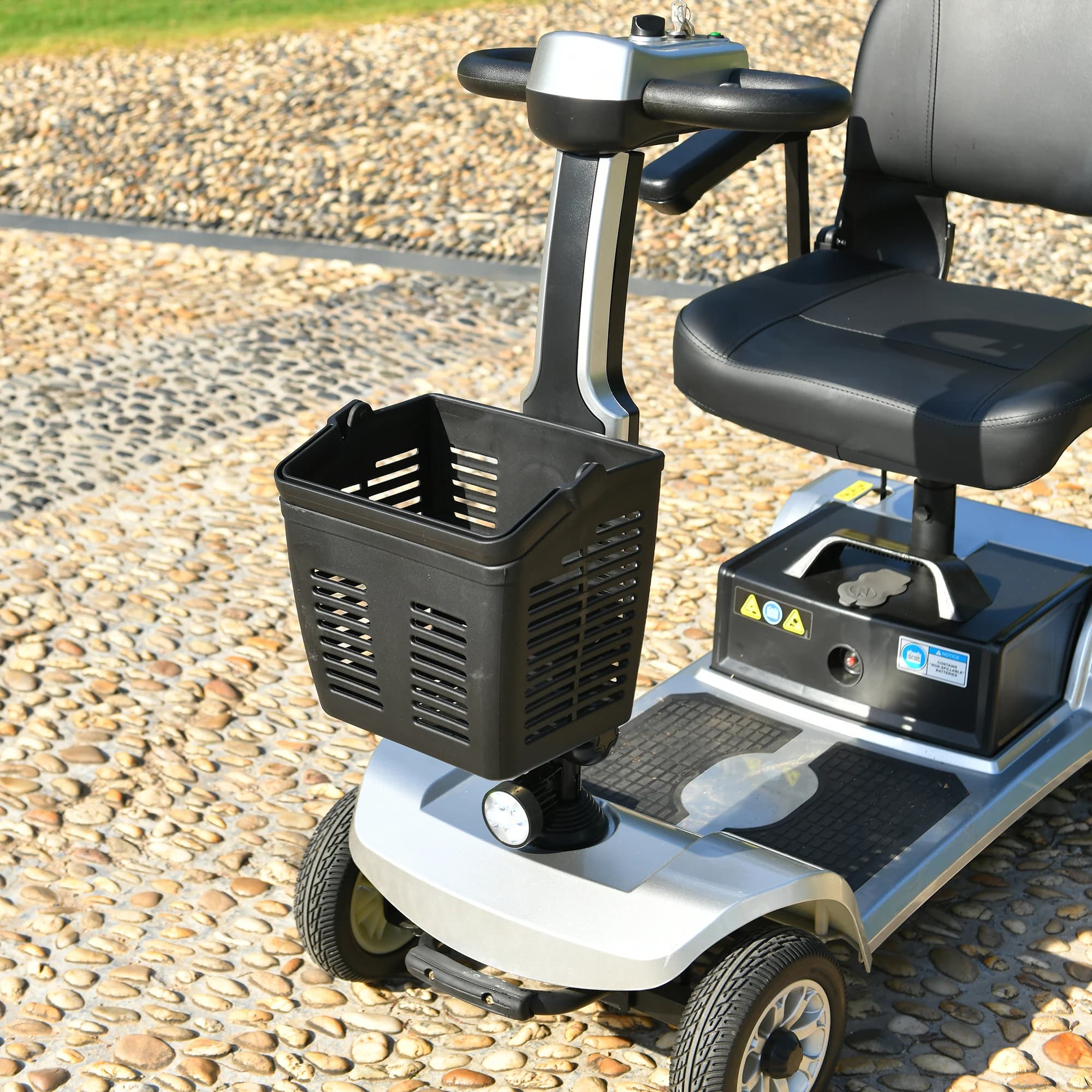 Trottinette de mobilité électrique pliable, 4 roues, personnes handicapées, adultes, personnes âgées
