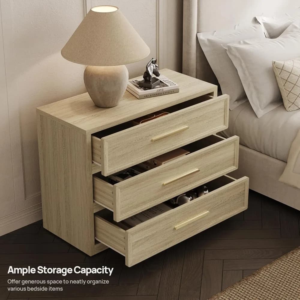 Grande table de chevet moderne à 3 tiroirs avec rangement pour une utilisation au chevet