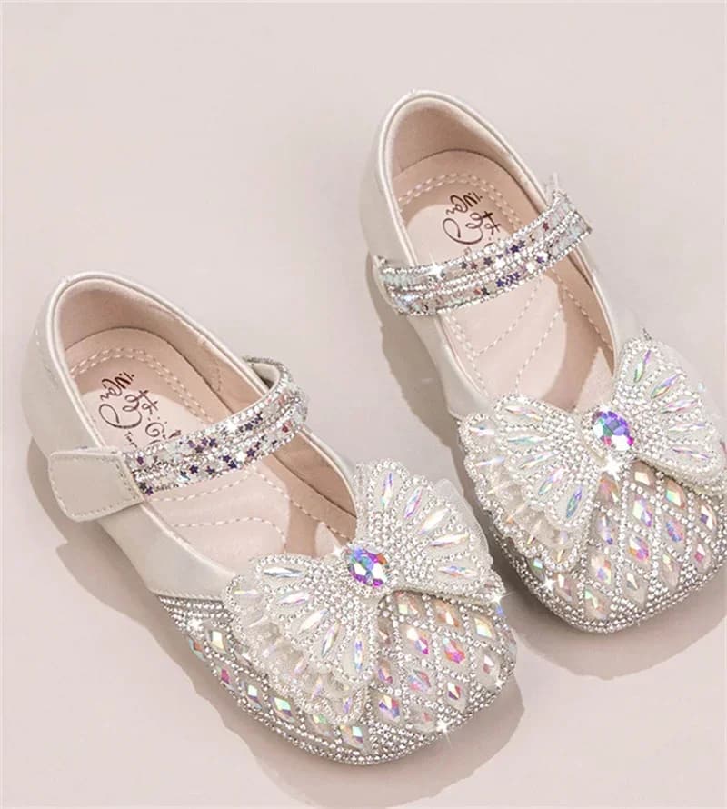 Doux bébé filles printemps/été populaire cristal mignon arc plat brillant défilé princesse chaussure