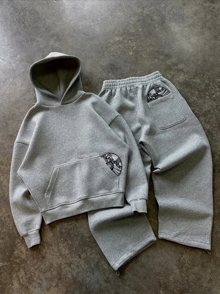Ensemble Sportif Homme Tendance 2026 : Sweat à Capuche Brodé Y2K Harajuku et Pantalon de Survêtement