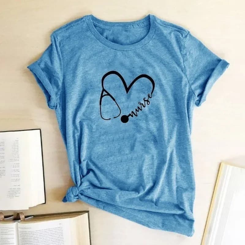 T-shirt col rond femme, estival et à manches courtes, avec stéthoscope et cœur imprimé