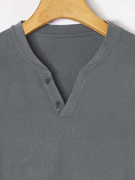 Chemise Henley blanche à manches courtes – L'indispensable léger pour l'été
