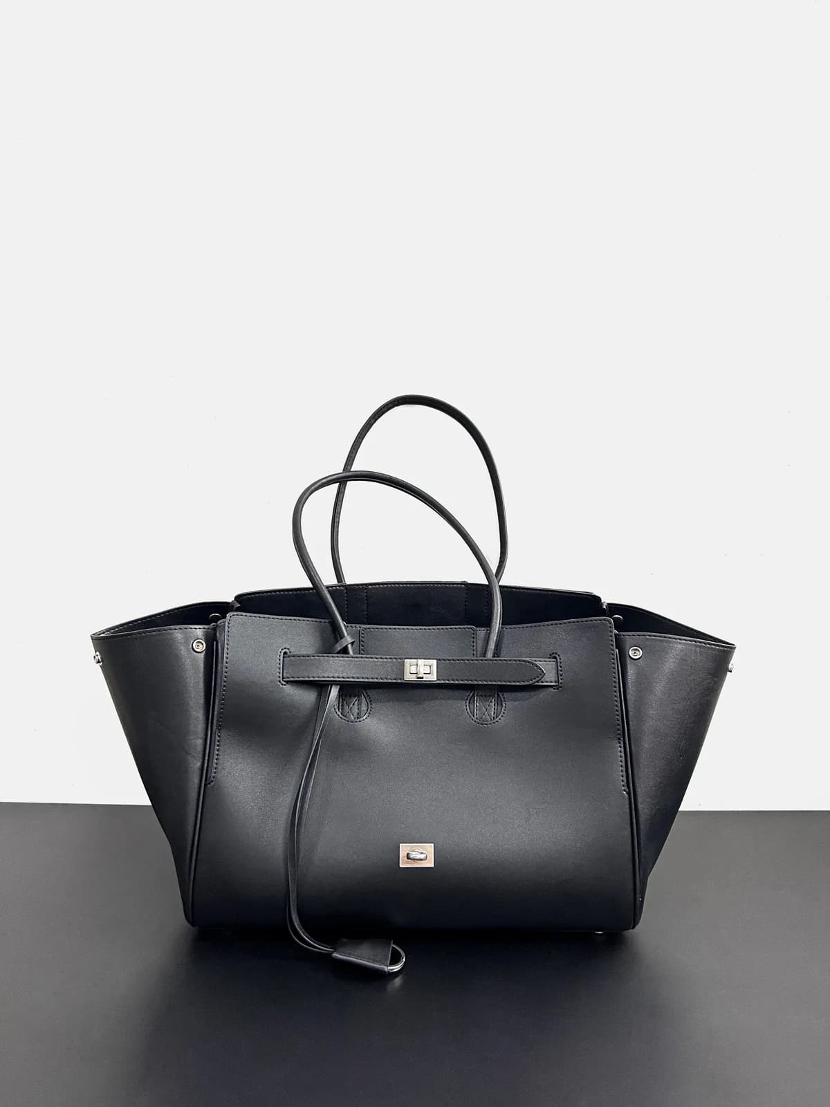 Sac à bandoulière de luxe grande capacité en cuir noir de haute qualité avec fermoir argenté/doré, s