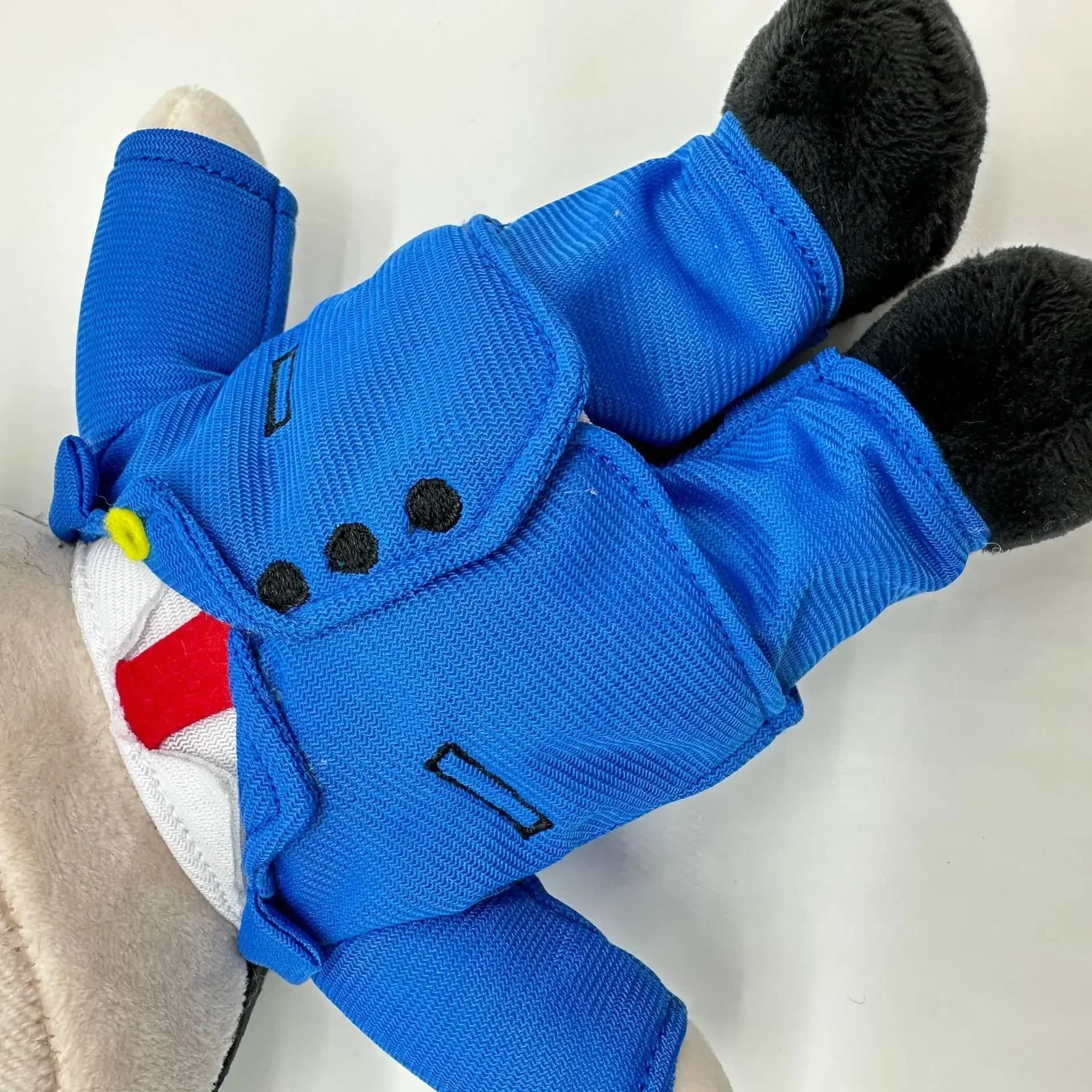 25 cm Anime Ace avocat Phoenix Wright Miles Edgeworth poupée en peluche poupée douce de noël pour ca