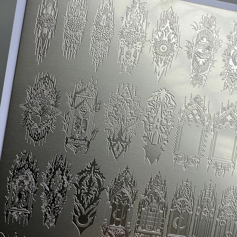 XMQ NAIL ART PLATES STAMPING PLATES D'IMAGE DE VENTES CAVÉES