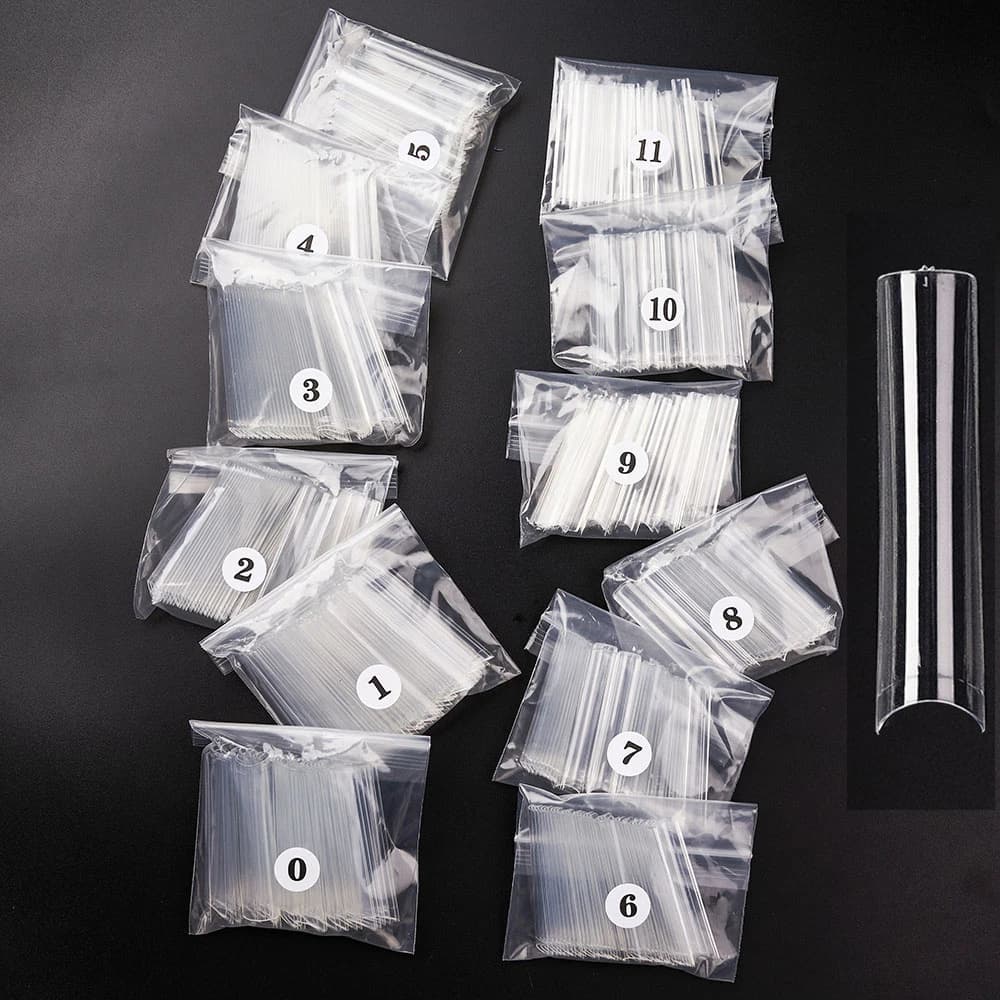 Faux ongles longs en forme de cercueil/carré en acrylique, demi-couverture, pointes droites et incur