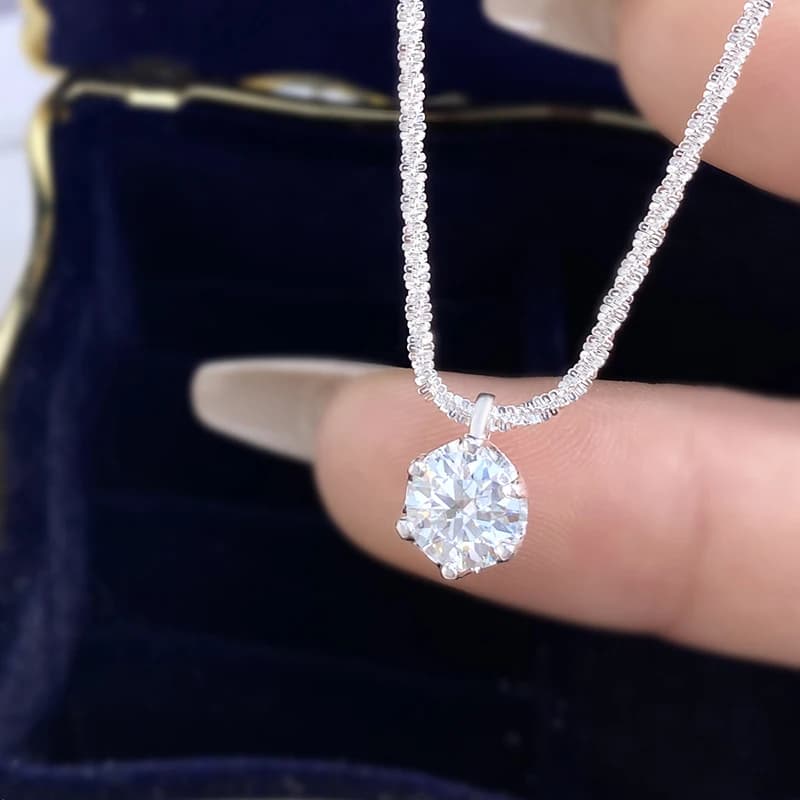 LOUTF 1CT Collier pendentif blanc en diamant Moissanite étincelant de luxe pour femmes, en argent st