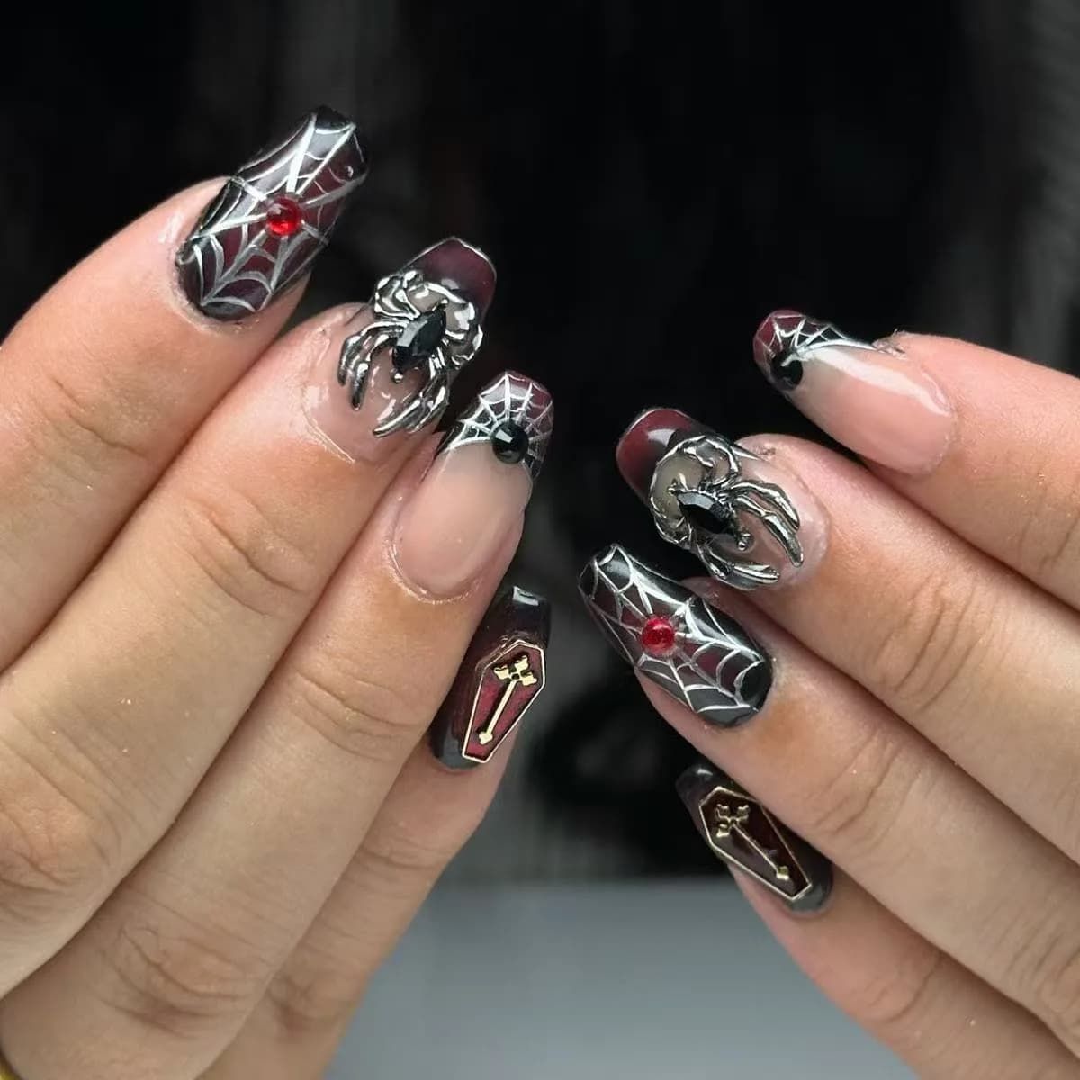 24 pièces argent araignée conception faux ongles métal lourd Halloween faux ongles conseils couvertu