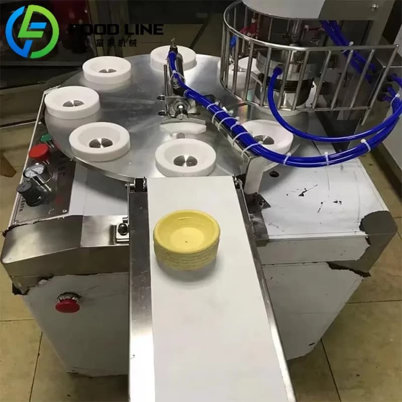 Crêpe à tarte professionnelle industrielle faisant la machine de presse de moule de tarte aux œufs p