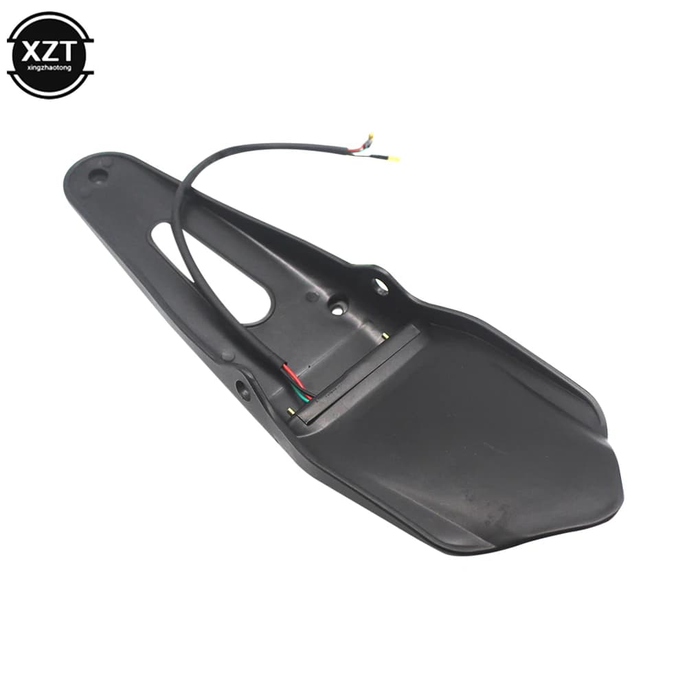 Enquêter arrière LED universel pour moto, feu stop, plaque de planificateur de garde-boue arrière, s