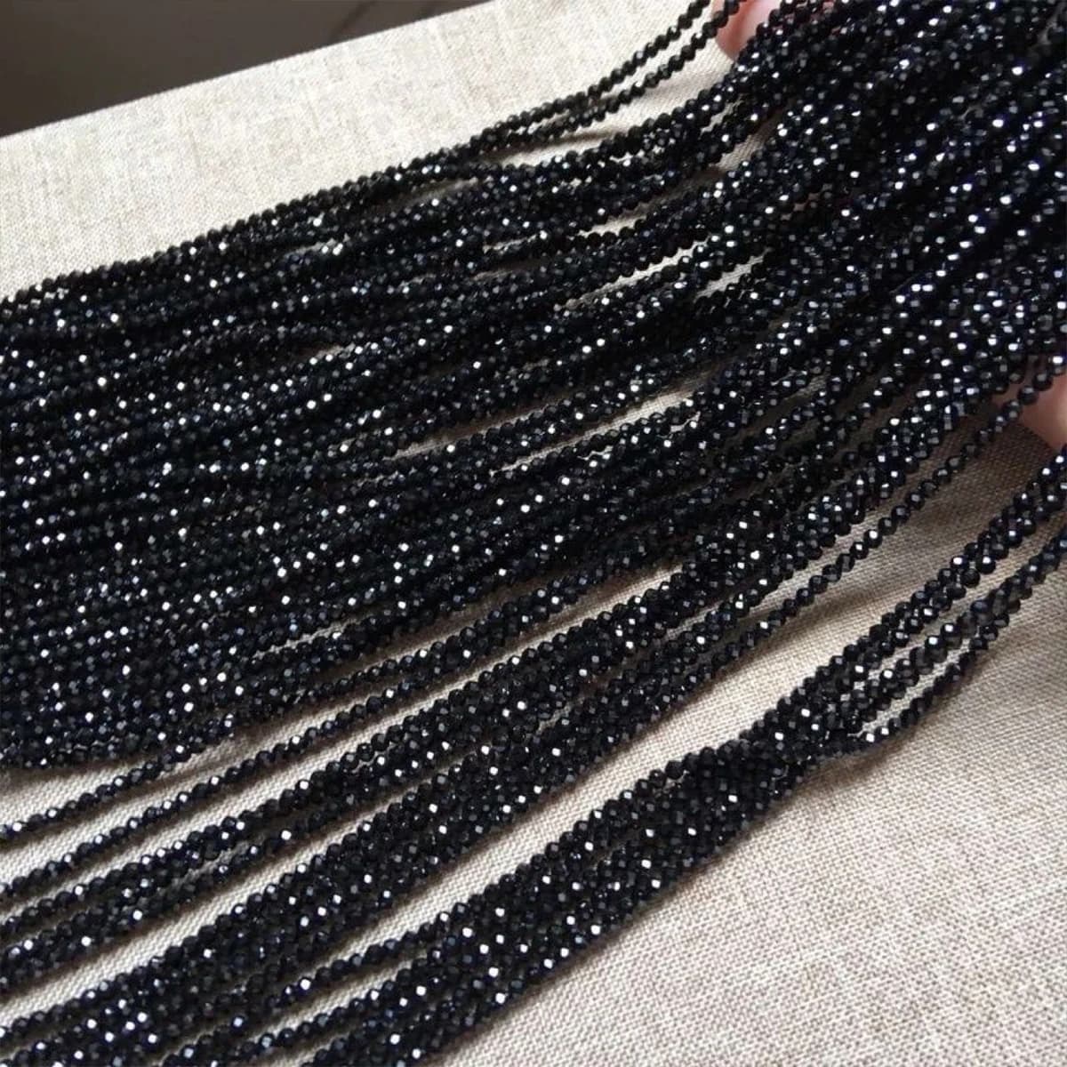 20 brins de perles en pierre spinelle noire facettées de 2/3mm, perles en vrac pour la fabrication d