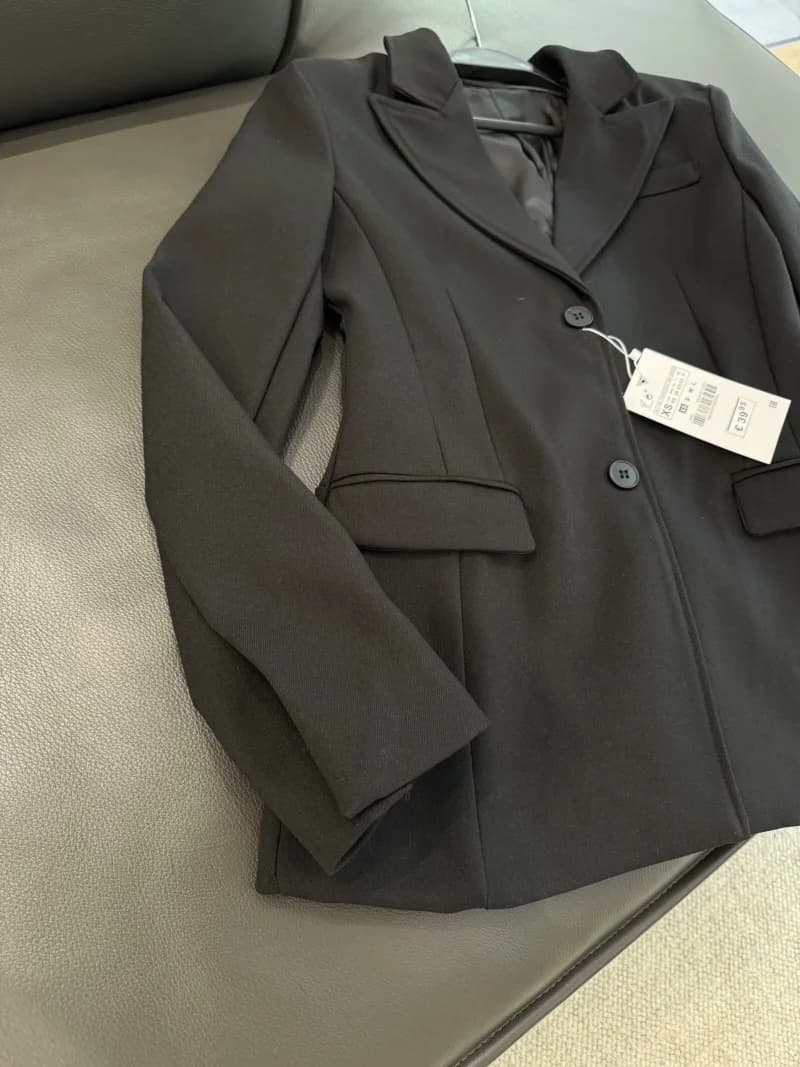 ZW série épaule rembourré coupe ajustée veste de costume pour les femmes ETJ 2025 nouvelle Collectio