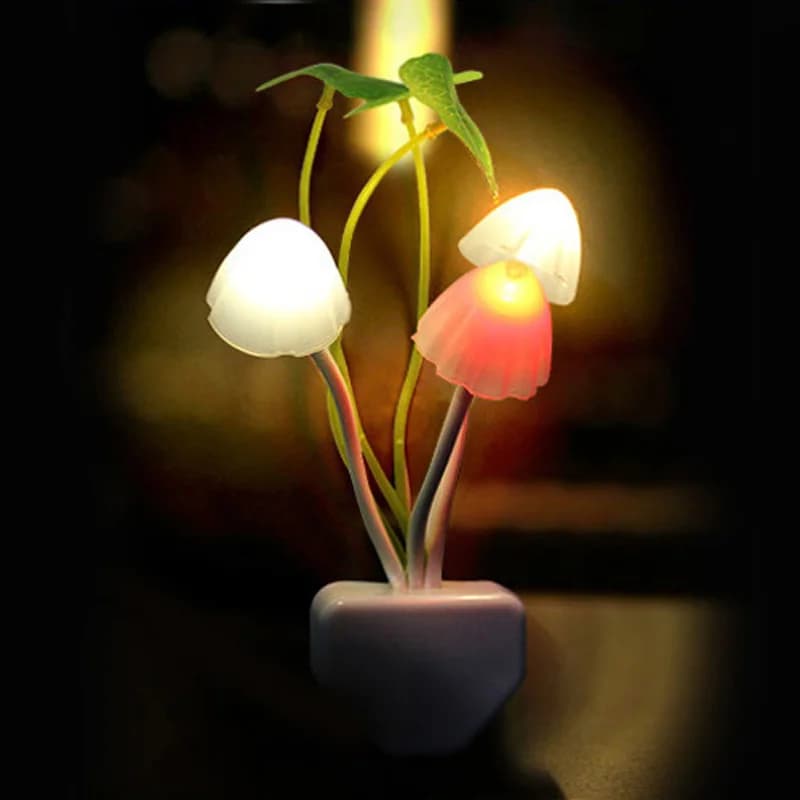 Nouveauté champignon champignon veilleuse ue et US prise capteur de lumière 220V 3 LED coloré champi