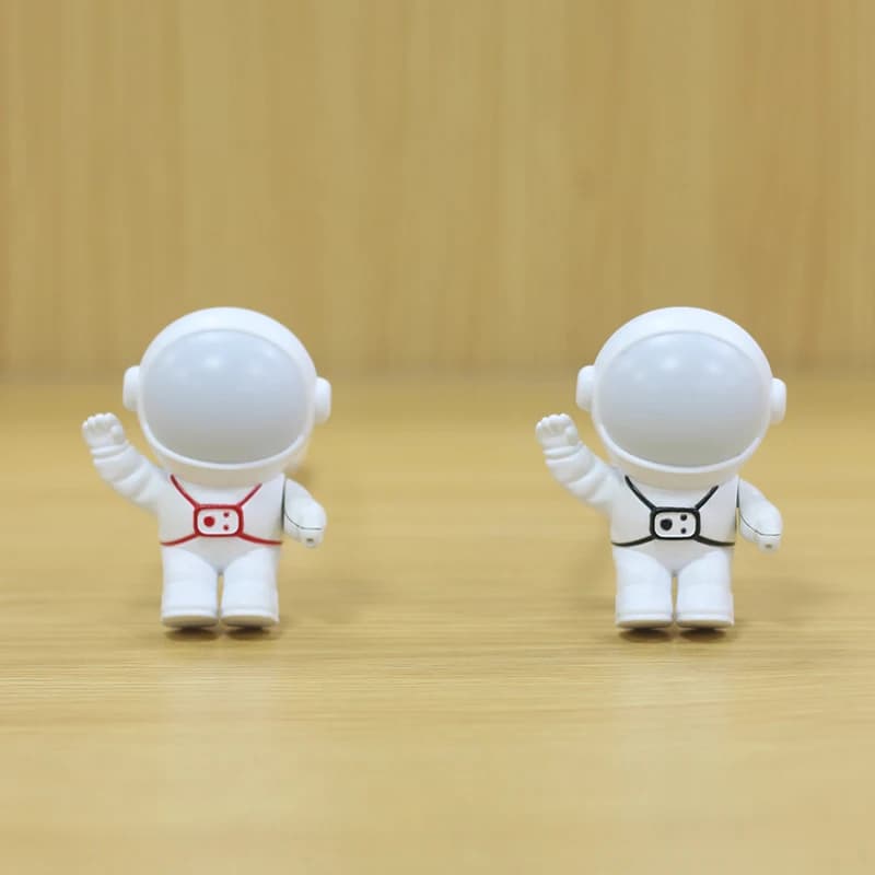 Astronaute USB veilleuse commande vocale Mini LED prise USB Protection des yeux LED capteur de son c