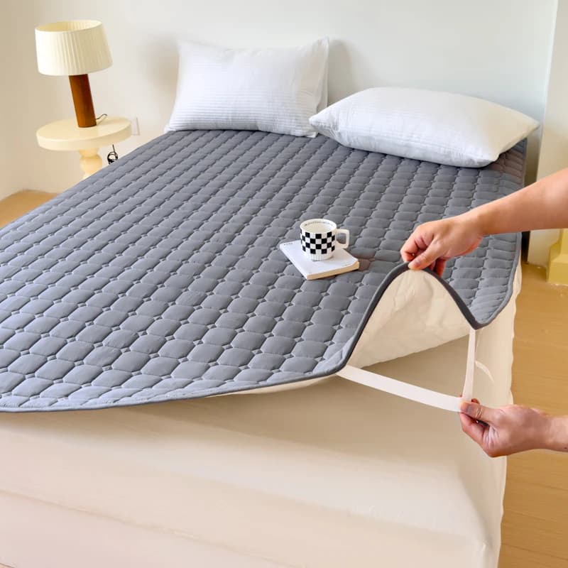 Protège-matelas Matelassé Imperméable, Juste Épaisse et Respirante pour Lit Simple ou Double