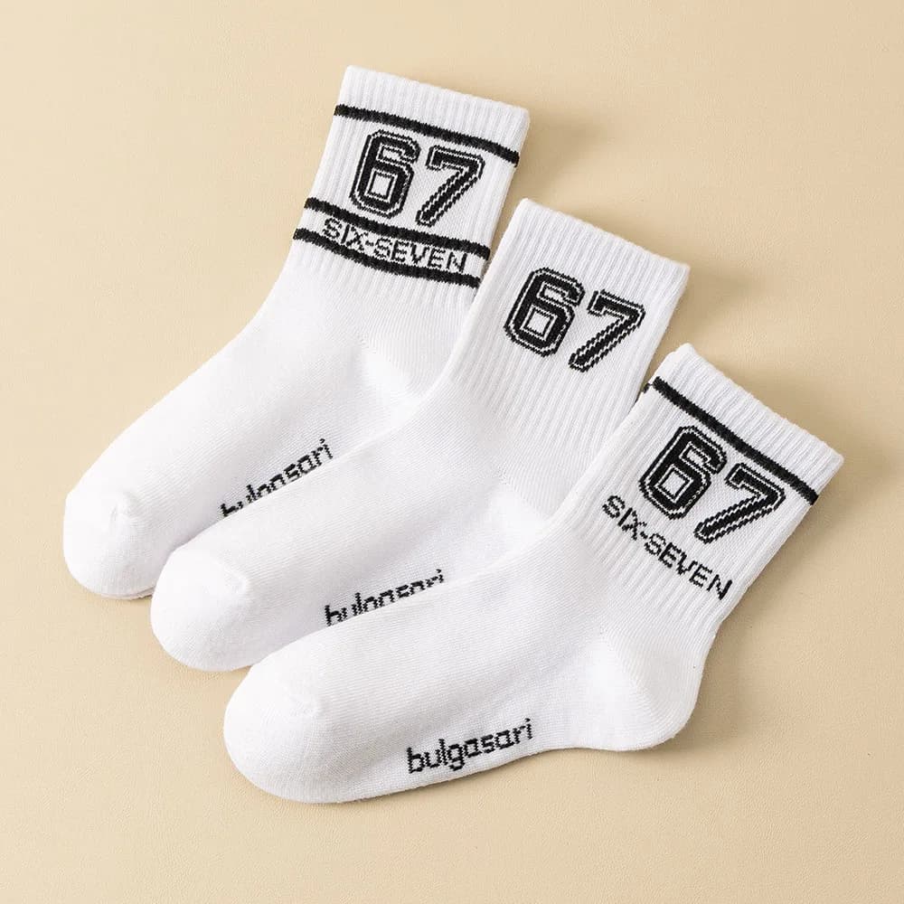 Chaussettes tendance pour adolescents avec imprimé "67" – Chaussettes de sport mi-mollet pour enfant