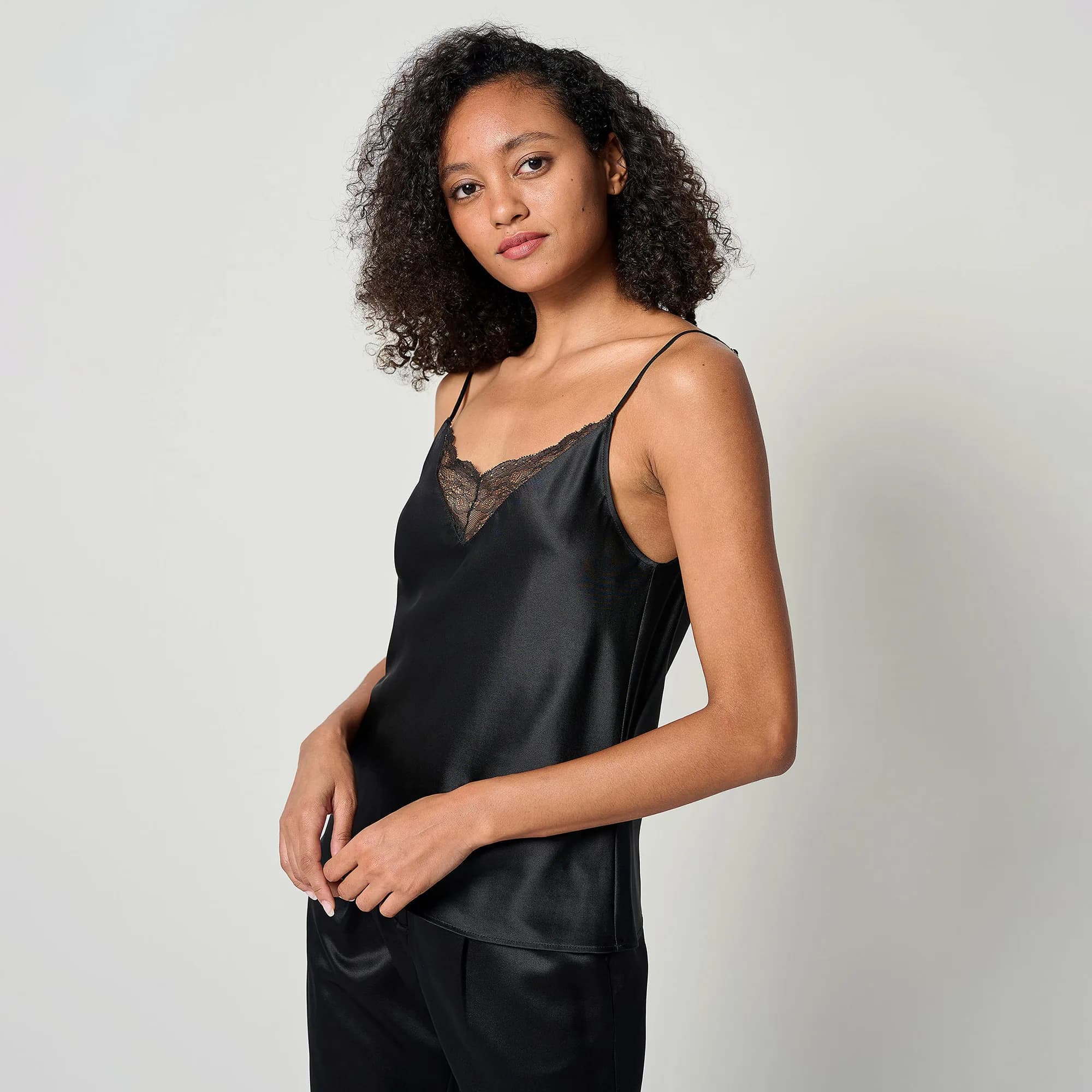 LILYSILK Camisole 2 en 1 en soie pour femme MIM Vest Top avec col en V en dentelle et fines bretelle