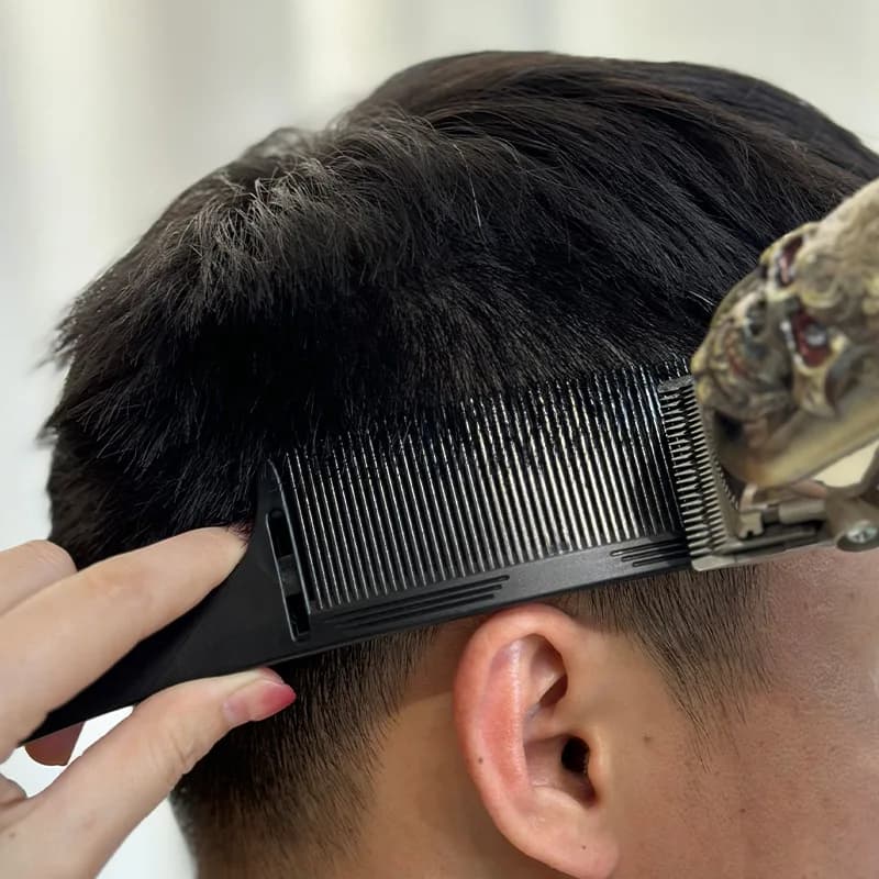 Peigne de coupe de cheveux incurvé à dessus plat pour barbier, coupe de cheveux professionnelle, pei