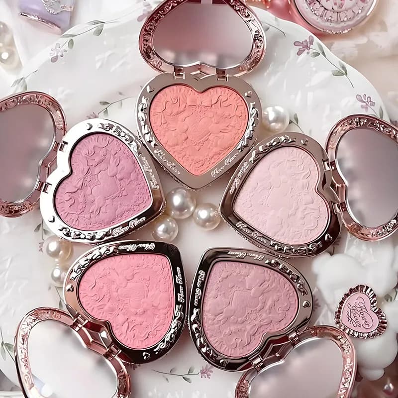 Coffret cadeau complet Flower Knows Bonny Garden Series : palette de fards à paupières et blush, bau