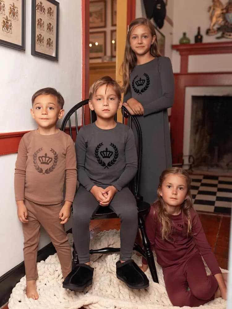 AP 2025 AW Royal velours couronne coton pj enfants mode famille correspondant vêtements enfants garç