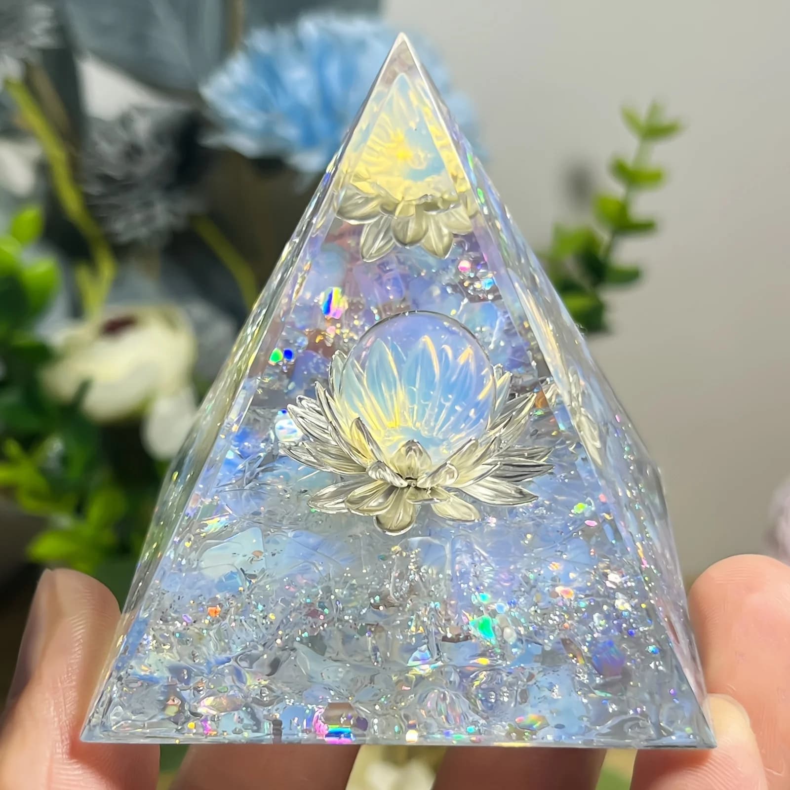 Pyramide d'orone en opale de fleur de Lotus blanc, 1 pièce, pièce décorative pour la maison, Design 